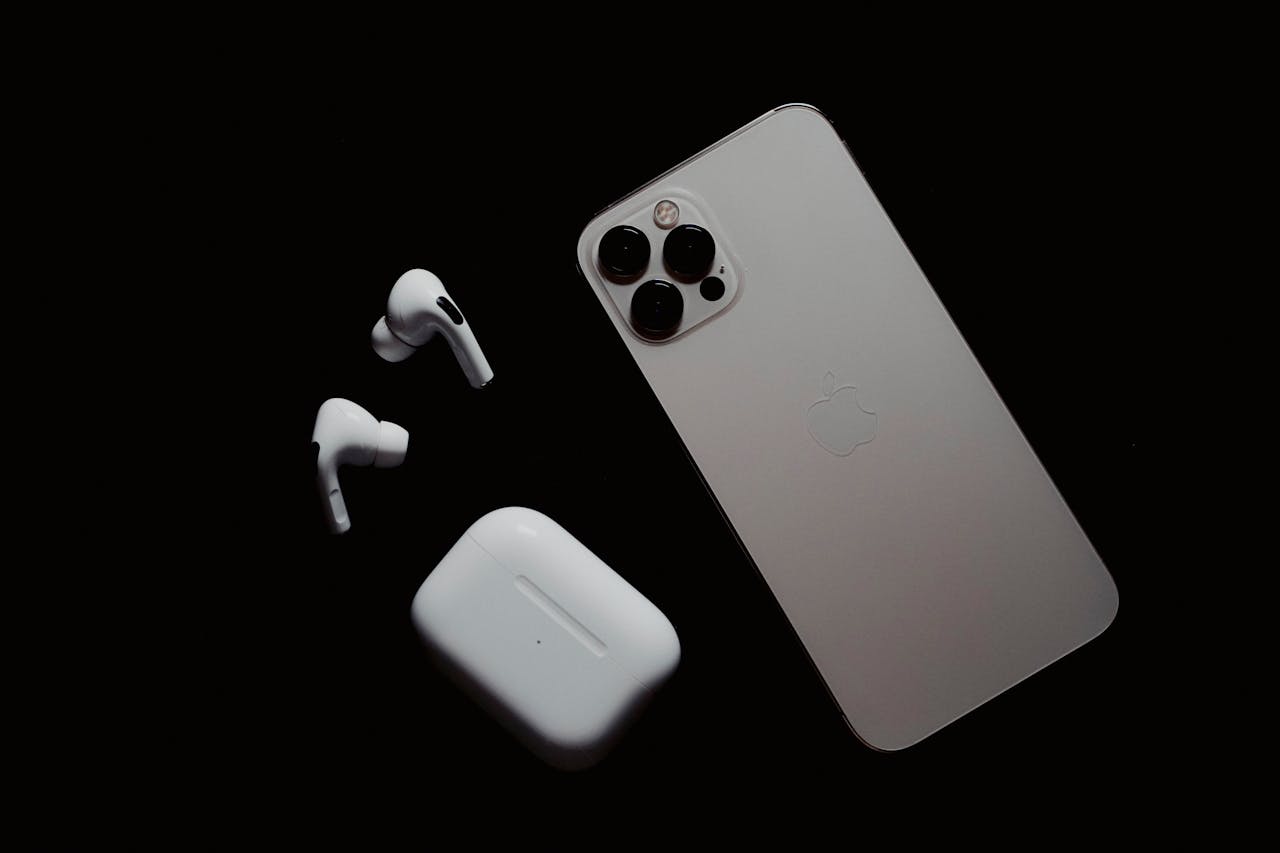 iPhone SE - Image 2